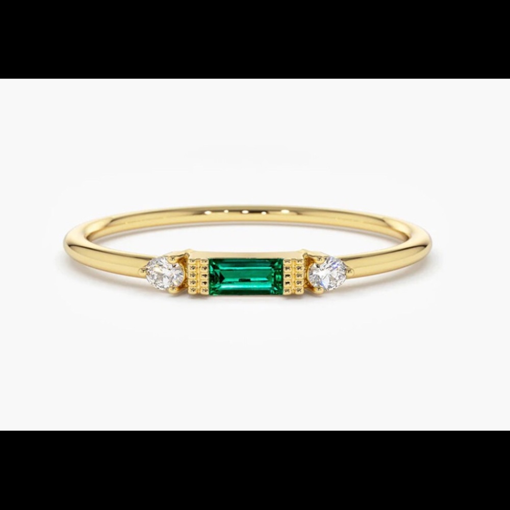 14kt Baguette Emerald with Diamond Ring